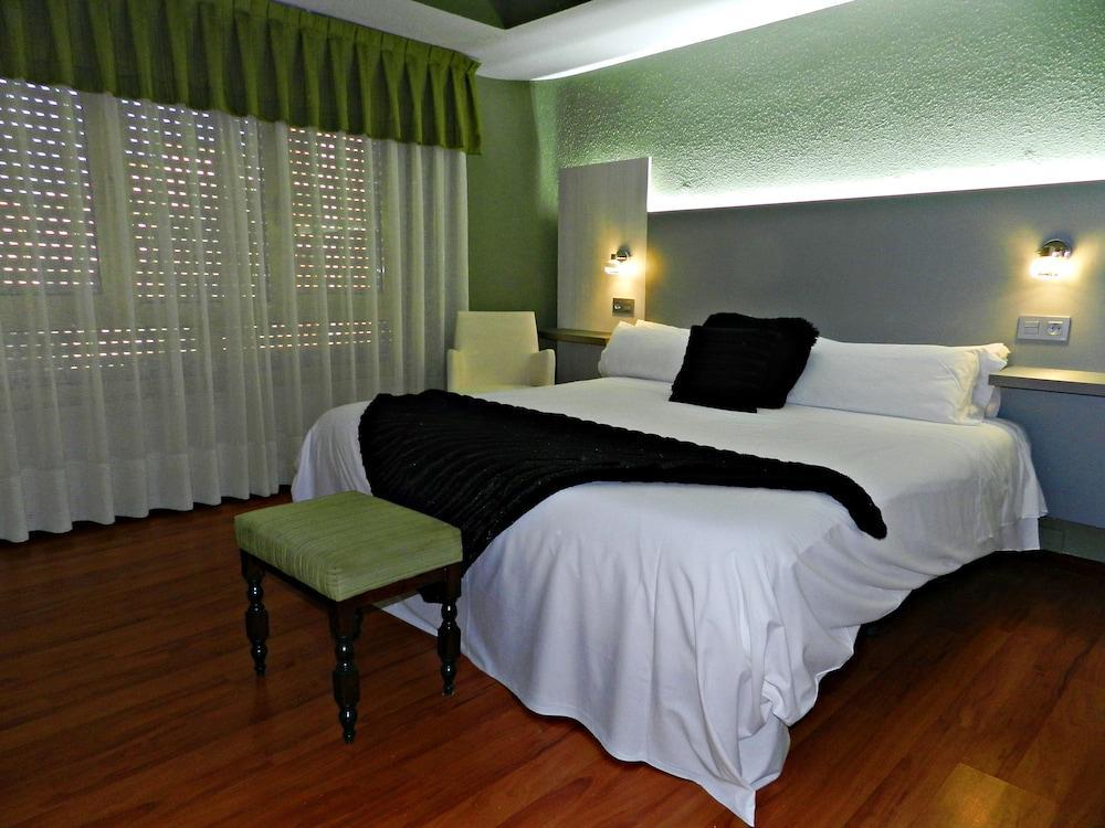 Hotel Alda Centro Gijón Buitenkant foto
