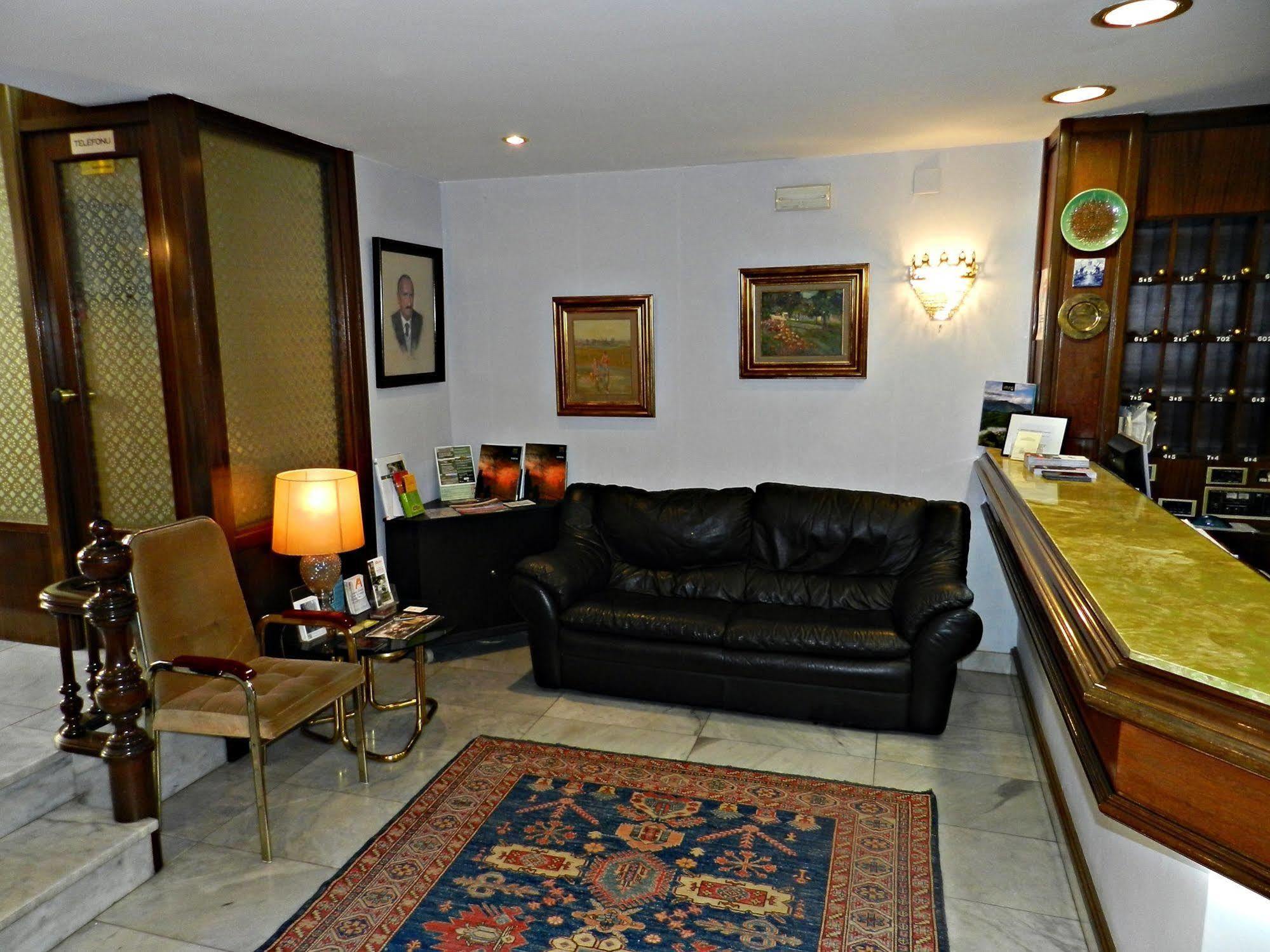 Hotel Alda Centro Gijón Buitenkant foto